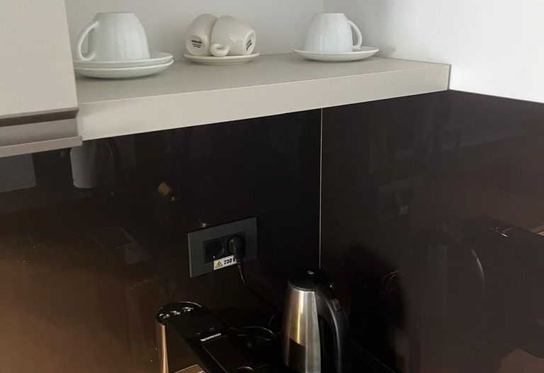 Închiriez apartament 3 camere, mobilat - utilat, openspace, Unirii - Poză 9