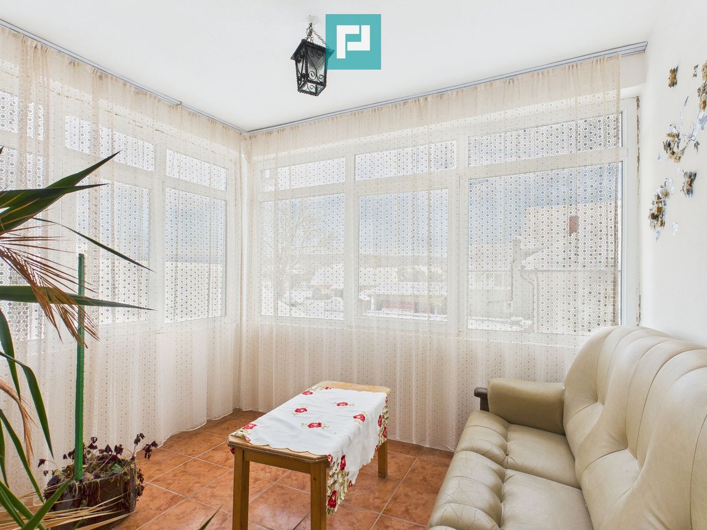 Casă cu etaj Căpâlnaş - Poză 20