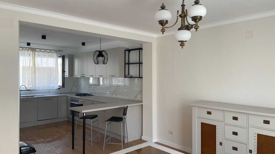 De vanzare Vila individuala LUX + curte Campul Pipera NORD - Poză 1