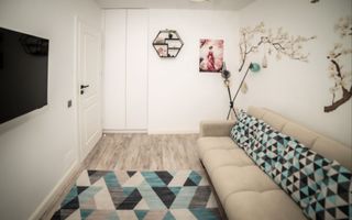 Vând apartament 3 camere - Poză 3