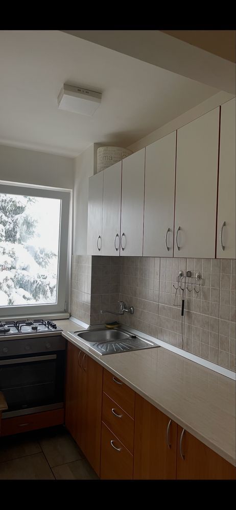 Vânzare apartament 3 camere – Brașov, Florilor - Poză 1