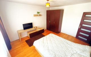 Garsoniera Decomandata pe Dezrobirii -centrala termica -etaj 9 -34mp - Poză 3