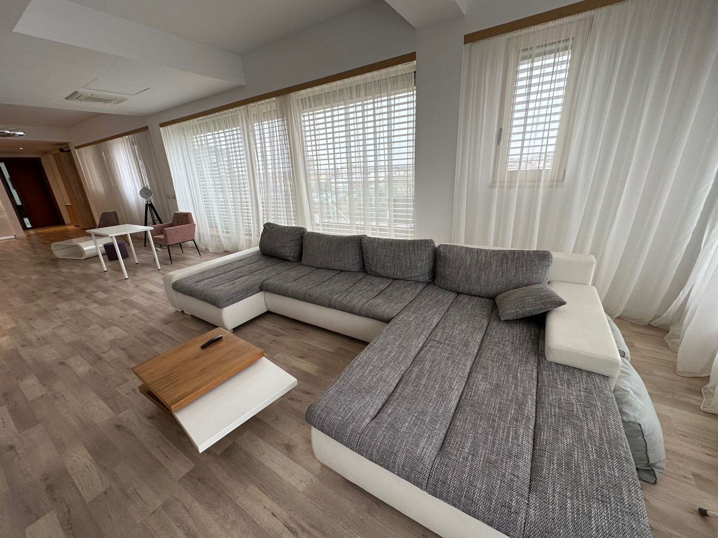 Luxury Penthouse - Poză 6