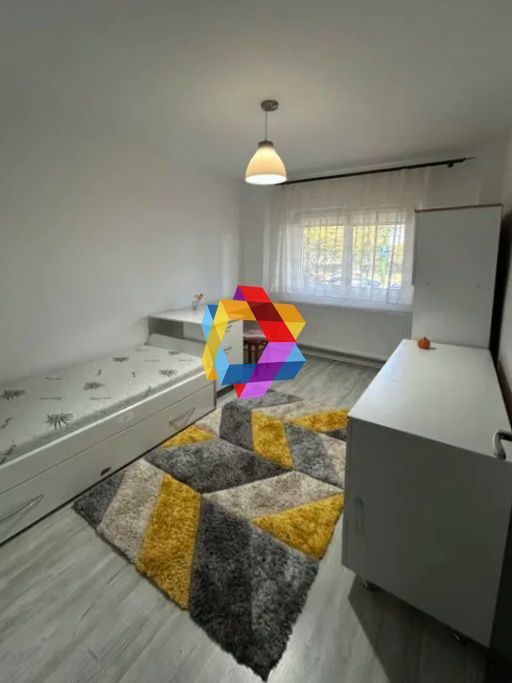 Apartament 4 camere de vânzare - zona Florilor/Craiter - 80 mp - plus-imo.ro - Poză 7