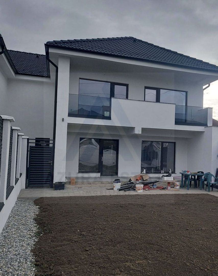 Casa individuala 4 camere 146 mp utili P+1 si teren 475 mp in Selimbar - Poză 1