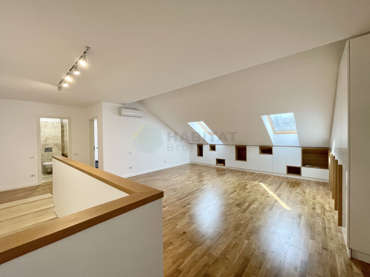 Vila 6 camere Pipera| Cartierul cu Ciresi - Poză 35