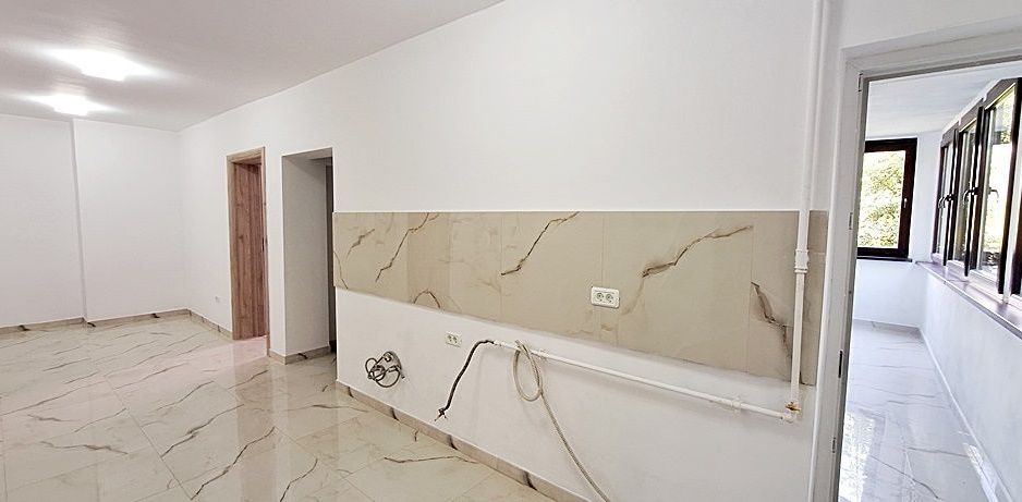 Racadau, apartament decomandat, renovat,  57mp utili, etaj 1, pret 119500 euro - Poză 11