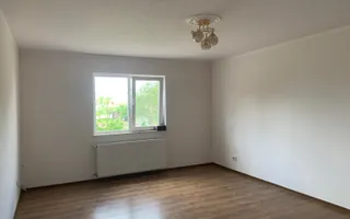 Duplex premium în vatra veche a localității Moșnița Veche - Poză 12