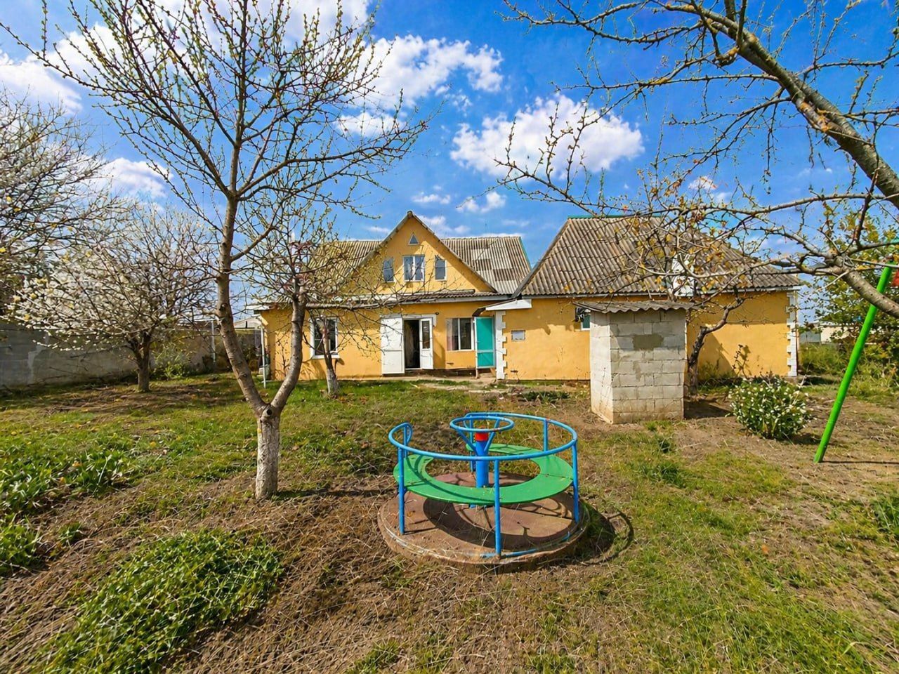 Casă 157,4 m² cu teren 15,3 ari – Holercani - Poză 13