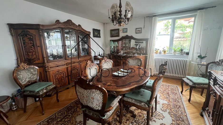 Casă de Vanzare | 200 MPU | Teren 305 MPU | Ultracentral - Poză 42