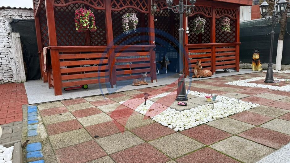 Casa boiereasca situata in zona Ultracentrala - Poză 2