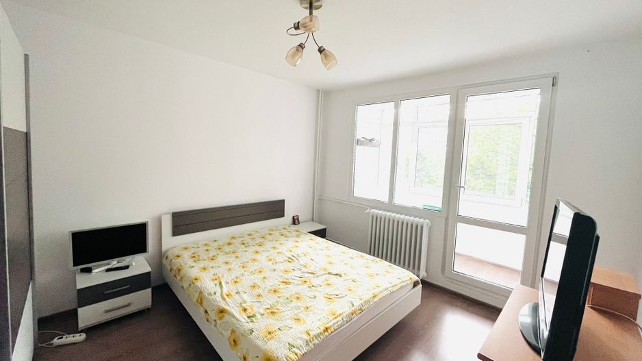 APARTAMENT 3 CAMERE DECOMANDAT SU 63MP ETAJ 3/4 DRUMUL TABEREI - Poză 4