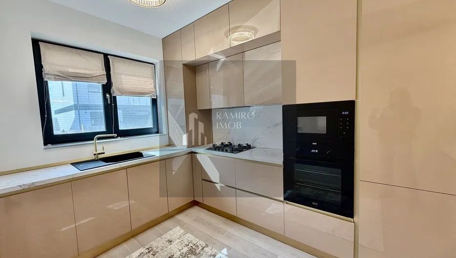VILA  moderna P+1+M în Pipera – zonă premium, acces privat - Poză 2