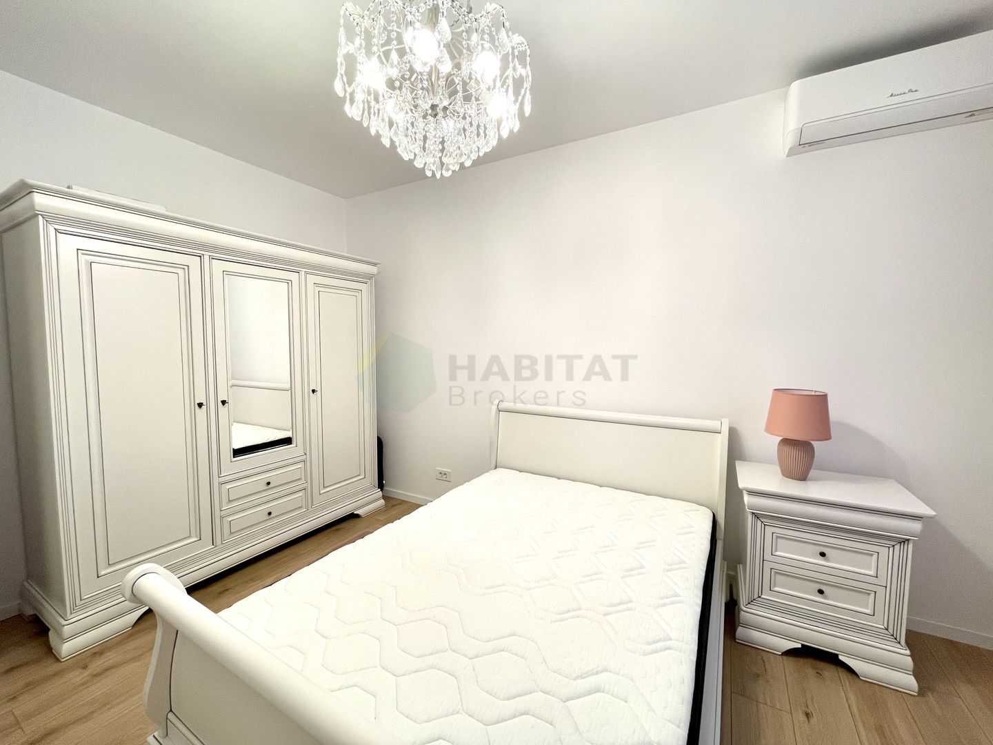 Casa 4 camere Tunari-Lacul Pasarea mobilata si utilata - Poză 19
