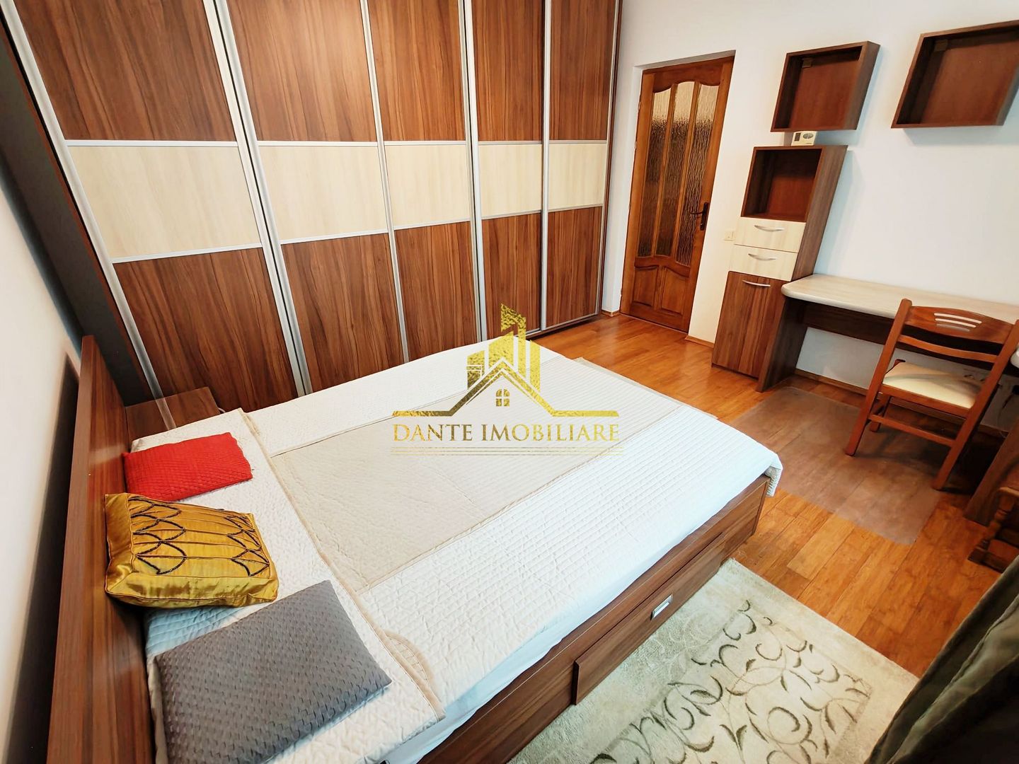 2 camere, mobilat modern, spatios, gradina, parcare, Andrei Muresanu - Poză 1