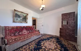 Vanzare casă cu potențial rezidențial și comercial în Pucioasa -441 mp - Poză 11