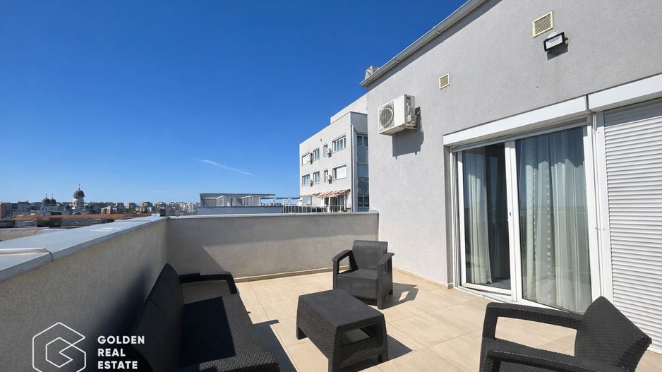 Penthouse Ared Uta, amenajat modern, vedere panoramica spre Stadionul Uta - Poză 16