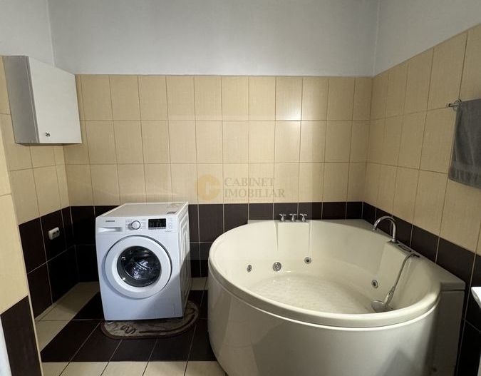 4 camere in vila   | Blvrd M. Kogalniceanu  | 140 mp - Poză 8