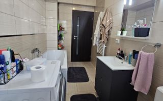 Bucium apartament 3 camere decomandat 145.000 euro - Poză 12