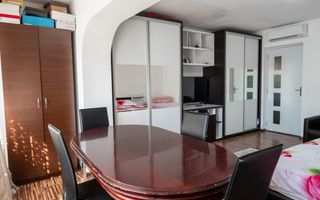 Casa cu 5 camere de vanzare | Zona Ultracentral, Baicoi | Comision 0% - Poză 5
