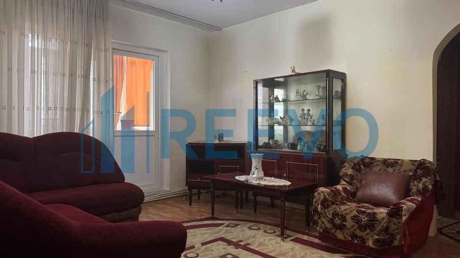 Apartament 2 camere, 50 mp, semidecomandat , zona Ura pe strada Bicaz! - Poză 2