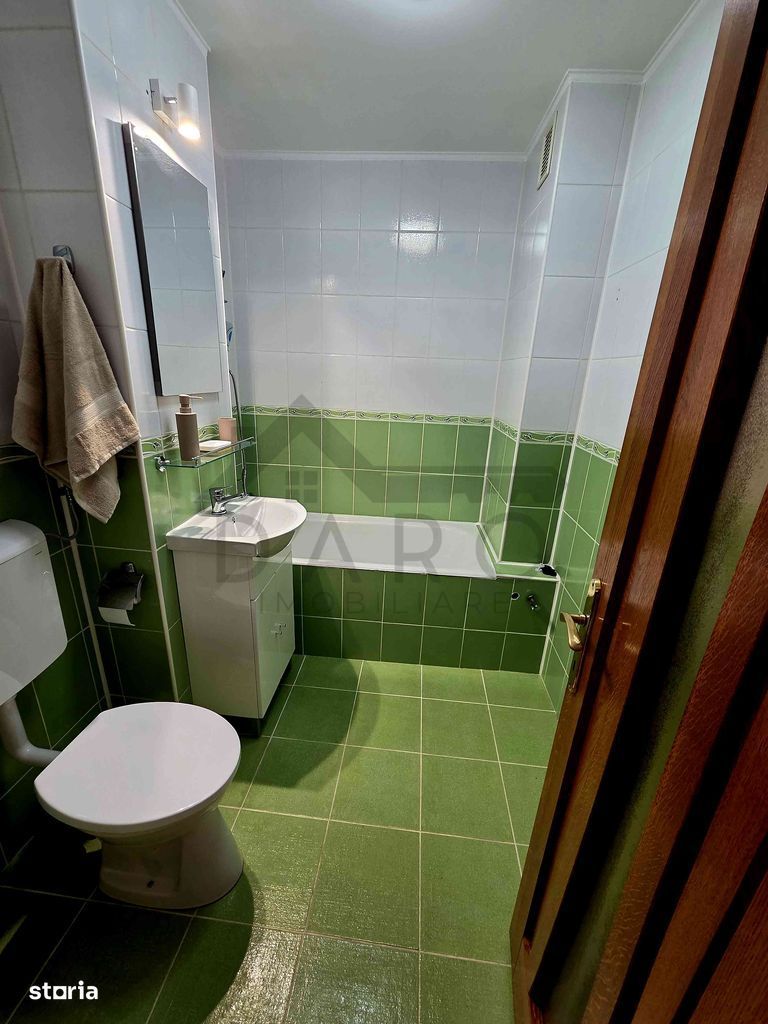 Vând apartament 3 camere - Poză 10