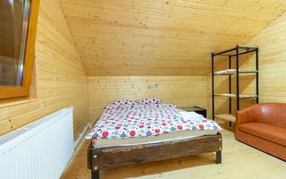 Casa de Vacanta | 5 camere | Foisor | Jacuzzi | teren 4000 m2 | Valeni - Poză 14