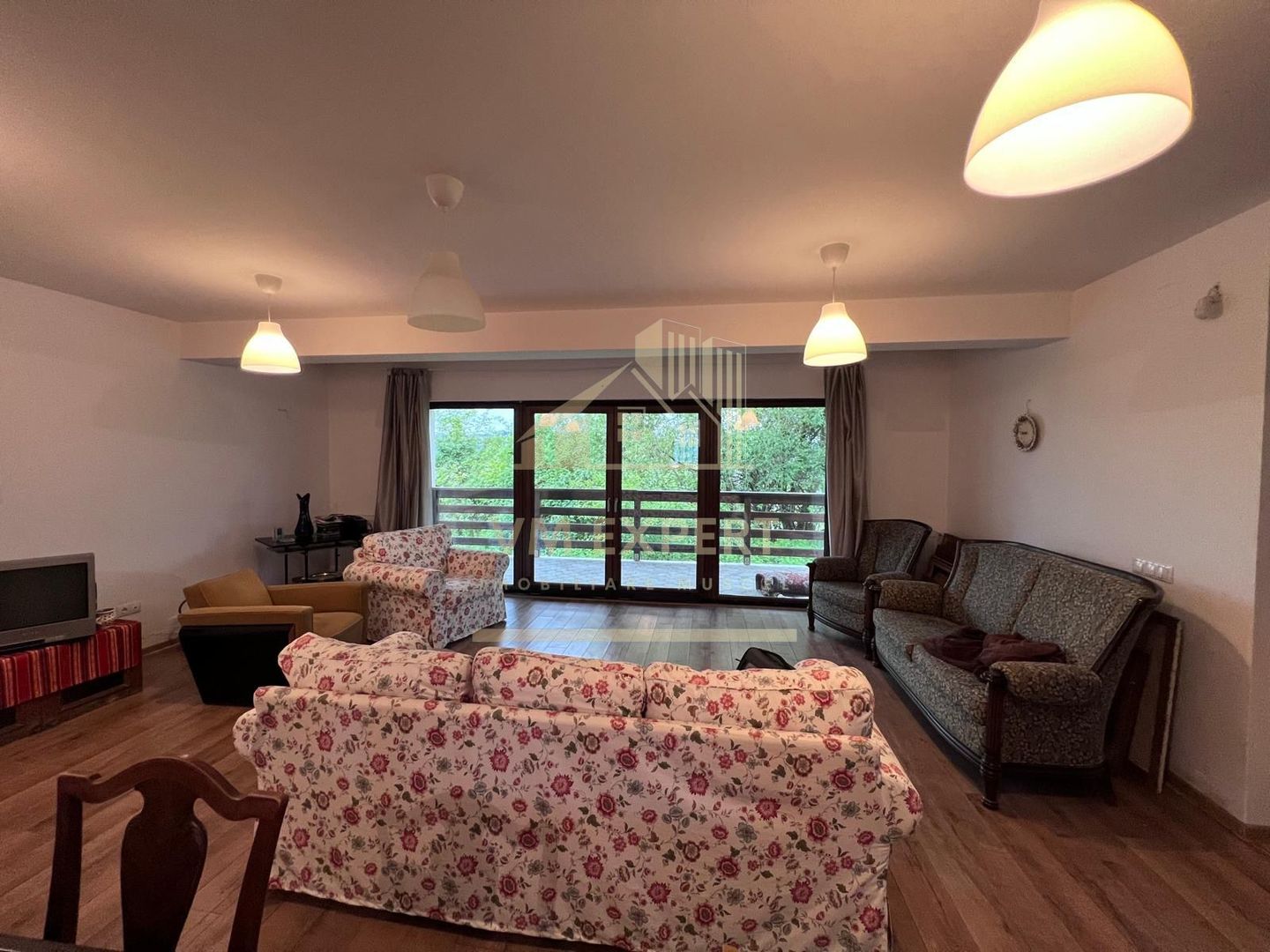 VILA 6 CAMERE 270 MP TEREN 1044 MP CÂMPULUNG, 0 COMISION CUMPARATOR - Poză 3