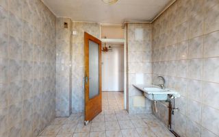 Apartament 3 camere decomandat 65 mp utili Bloc 1984 reabilitat - Poză 11