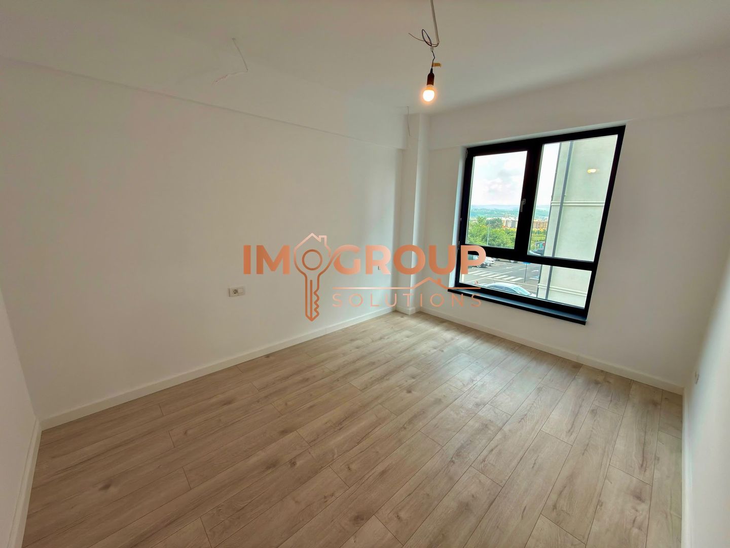 Galata- 3 Camere Decomandat +Loc De Parcare - 68Mp - Bloc 2025 - Poză 1