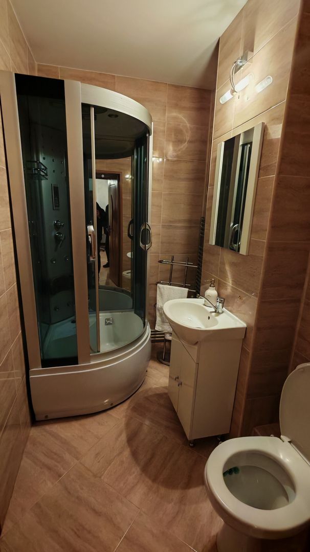 Apartament 3 camere Calea București,complet mobilat,utilat,500 eur - Poză 4