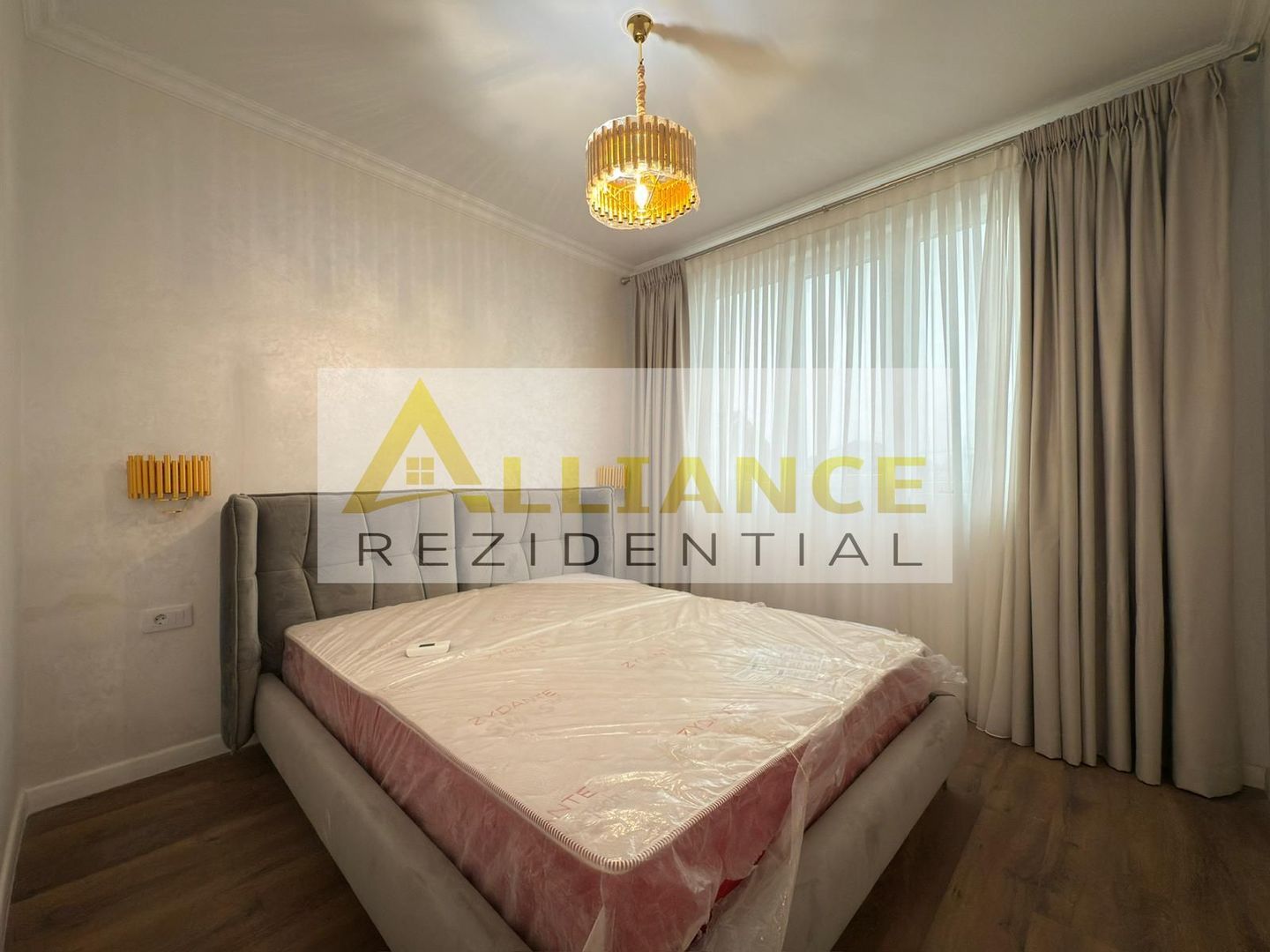 Complex rezidential | P+1E | 5 camere | 3 Bai - Poză 15