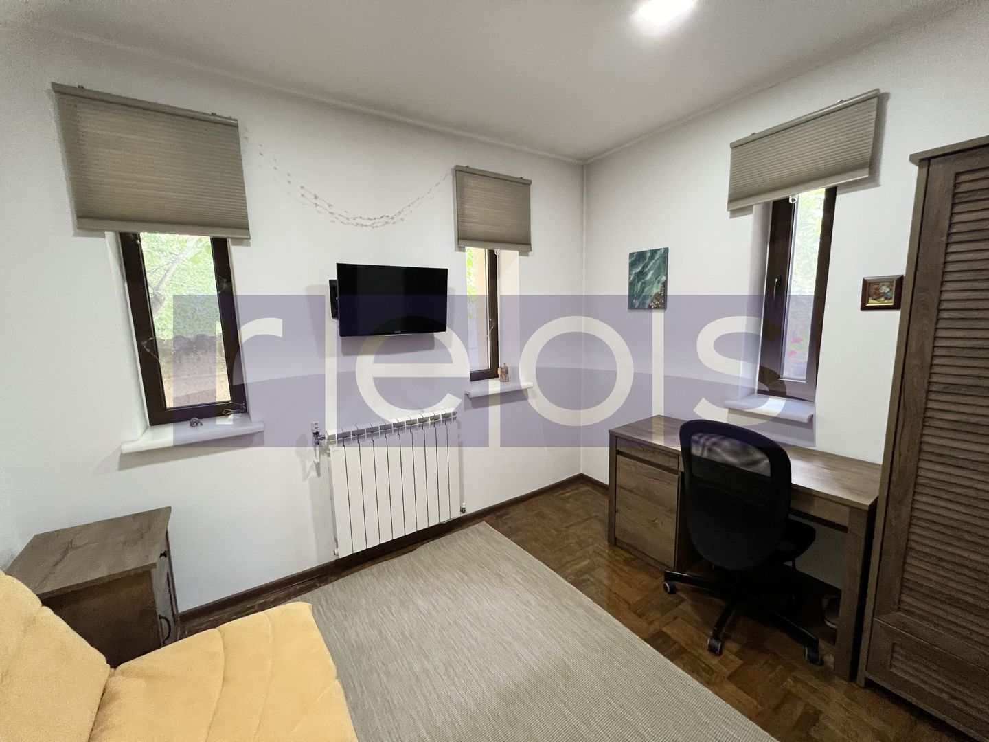 VANZARE 3 CAMERE | PARTER CASA INTERBELICA | 2 CURTI PROPRII | ZONA BELVEDERE - Poză 6
