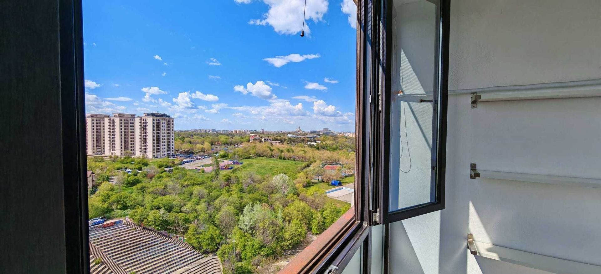 Apt 3 camere, 114.2 mp, bl. 2012, zona Oraselul Copiilor - Tineretului - Poză 1