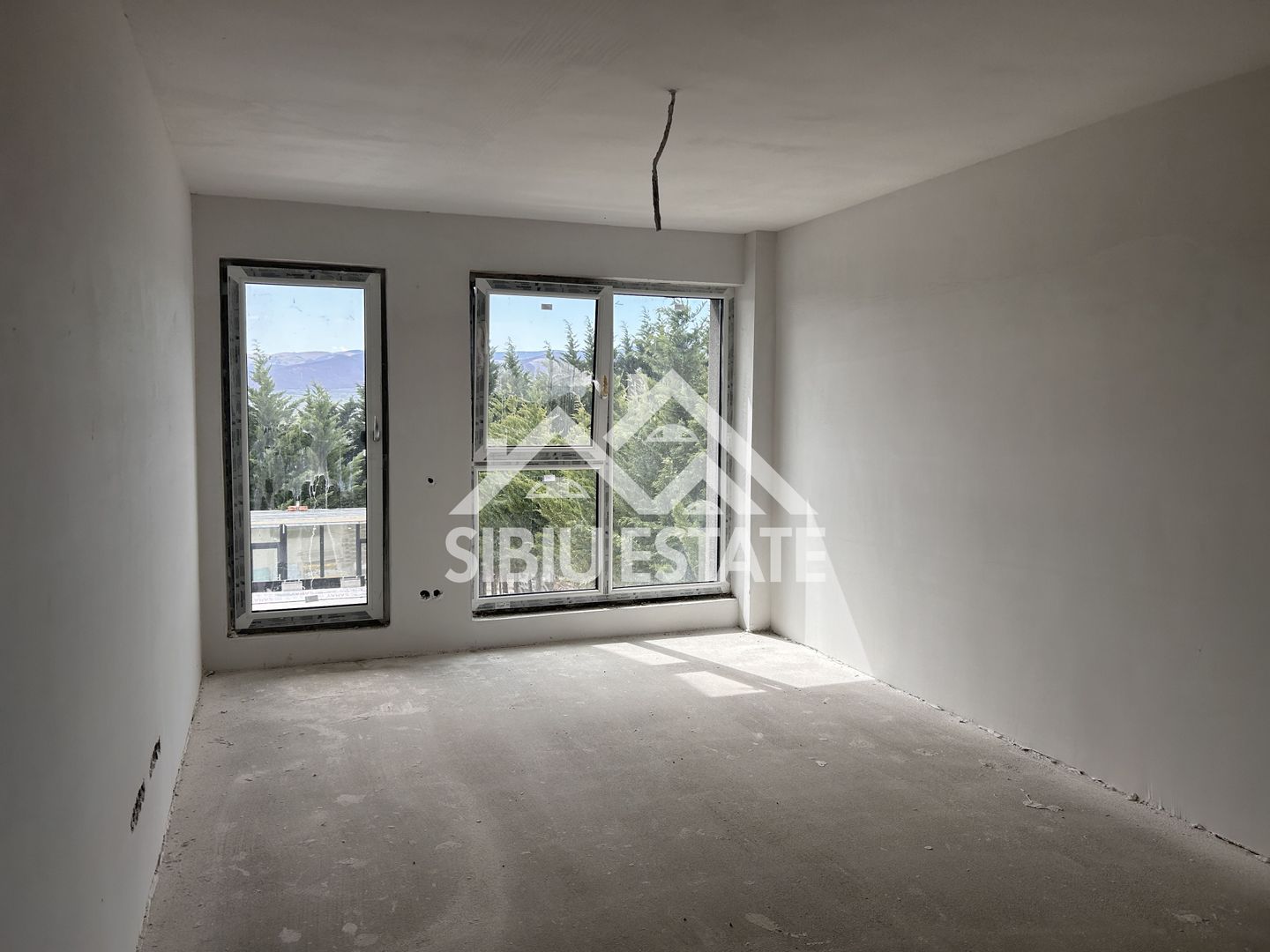 Apartament Clasa A cu Gradina, In Mijlocul Naturii: - Poză 4