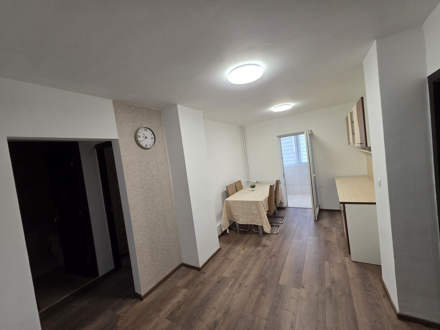 Inchiriere apart. 2 cam. pe B-dul Nufărului, nr.71, Oradea - Poză 6