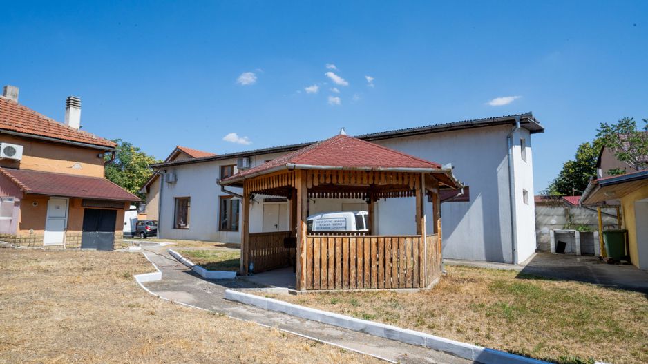 Cabinet sau casa pe Calea Clujului 800 mp teren - Poză 8