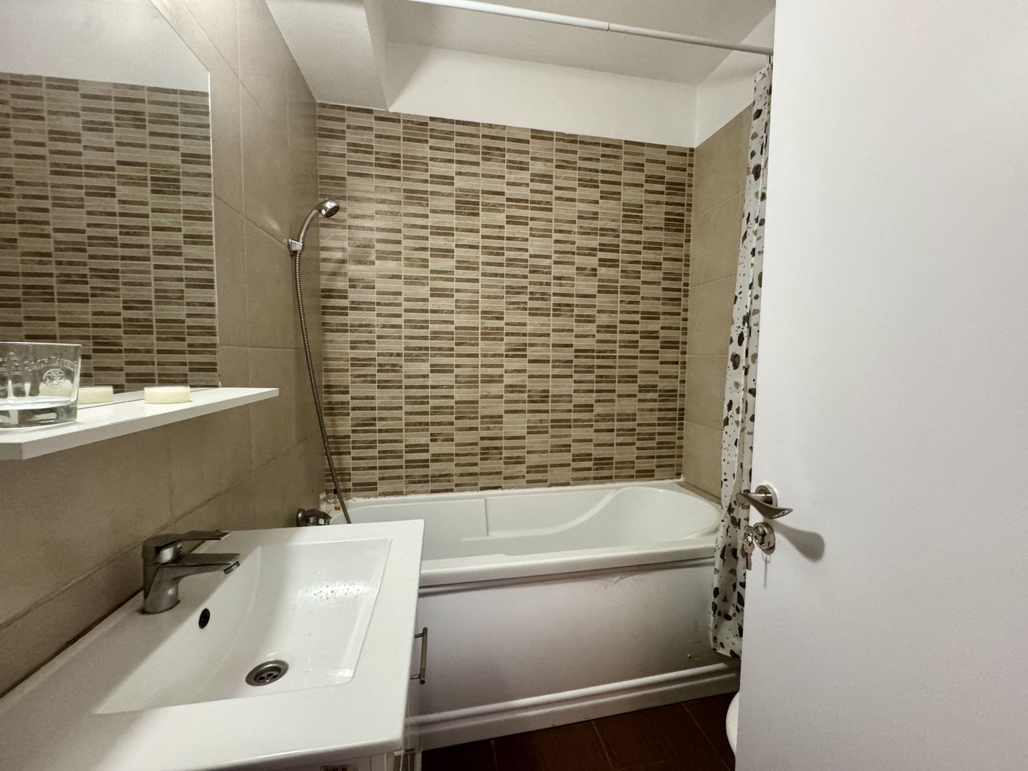 APARTAMENT PREMIUM | DOROBANTI - Poză 6