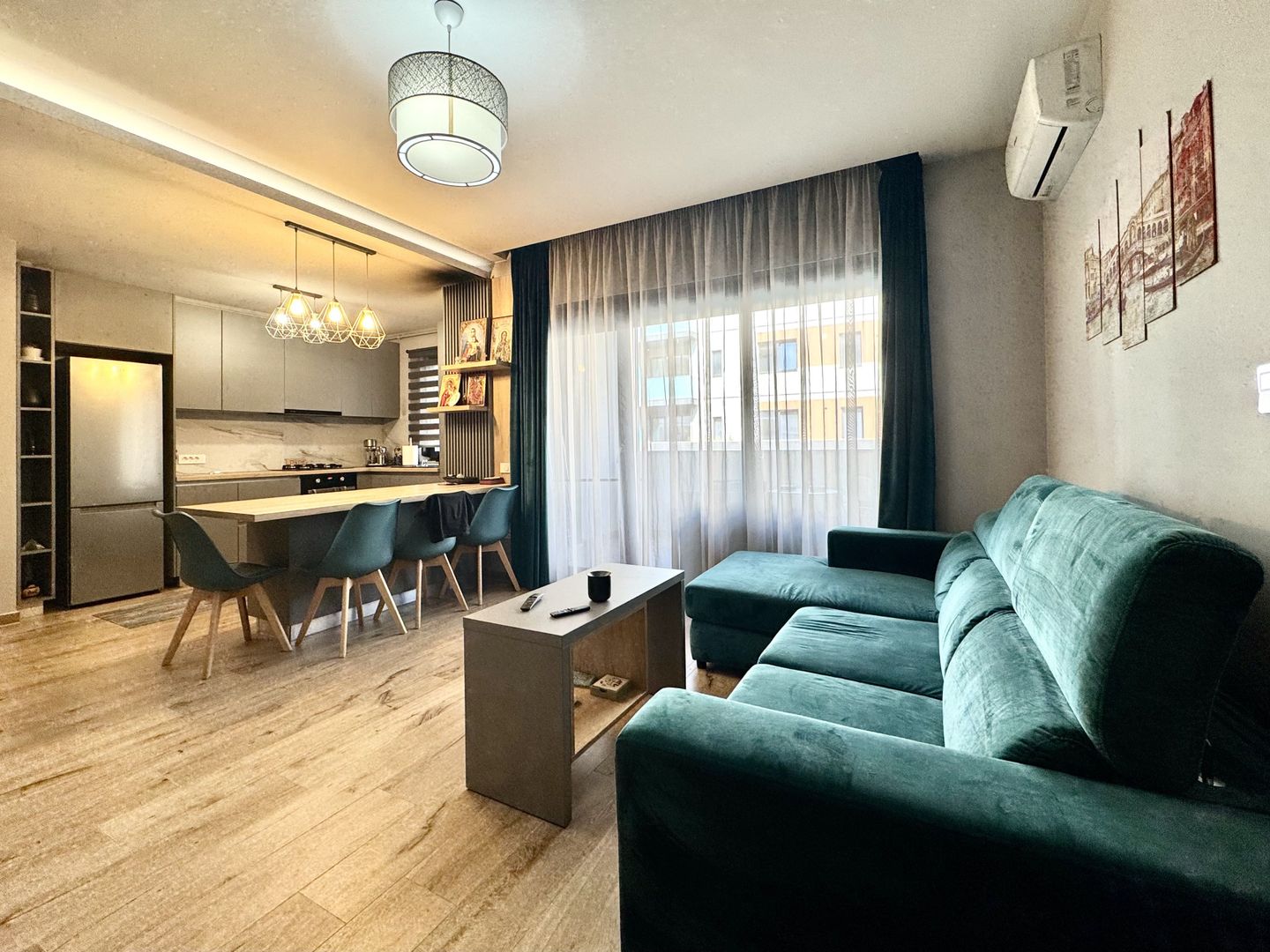 Apartament cu 2 camere, spațios si modern, intrare Dumbrăvița-Kaufland - Poză 1