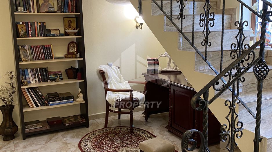 Vila  Frumoasa , Sibiu ,6 camere , 5 Bai , mobilata ,utilata - Poză 36