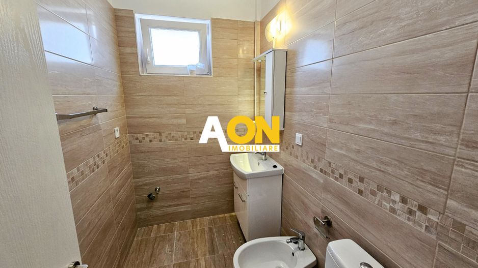 Penthouse 4 camere, 100 mp utili + terasa 83 mp + boxa 21 mp, Centru - Poză 8
