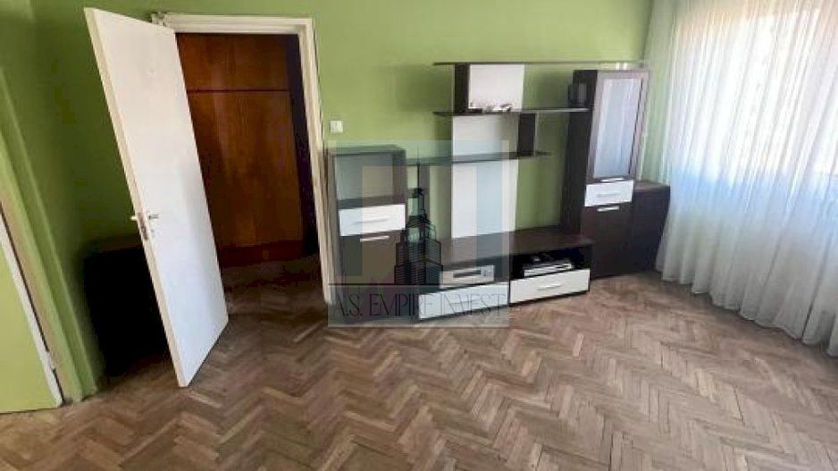 Apartament 3 camere - zona Centrul Civic - Poză 1