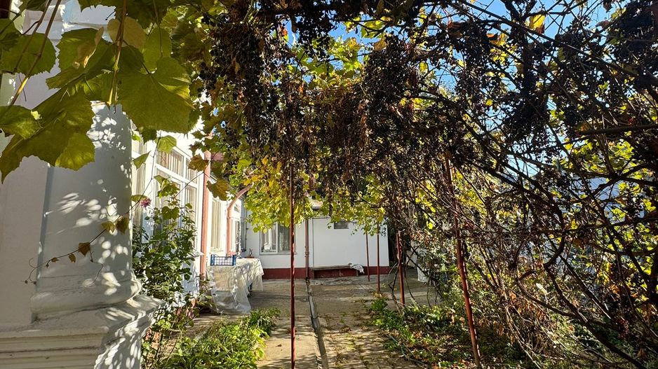 De vânzare  casă situată pe strada Mihail Sadoveanu - Poză 20