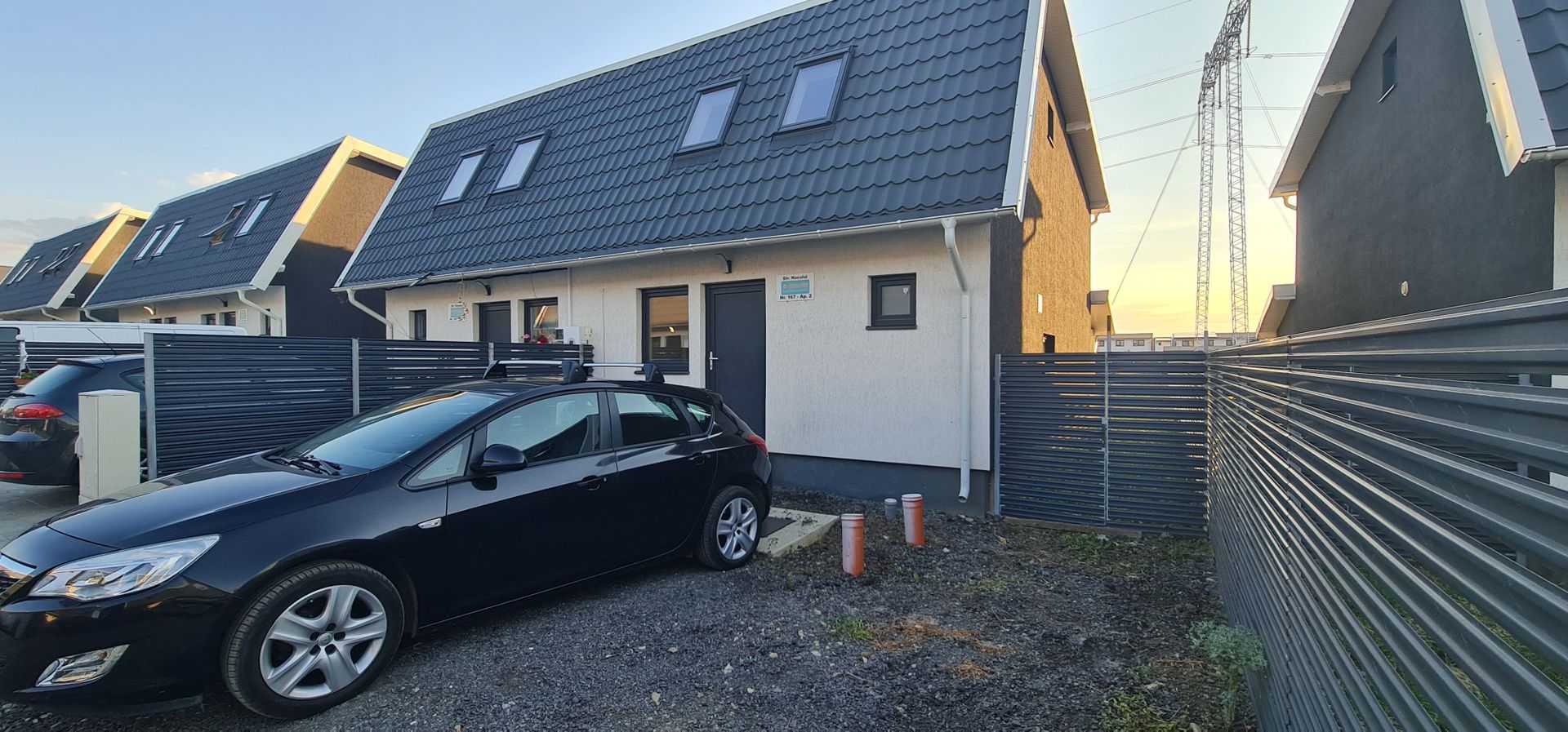 De inchiriat casa 4 camere bucatarie mobilata utilata Izvor - Poză 9