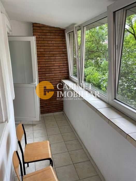 Vinzare apartament 2 camere Arcu Iasi - Poză 4