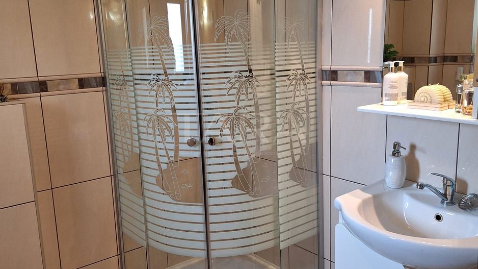 Vilă Elegantă în Cartierul Europa – Liniște și Confort - Poză 6