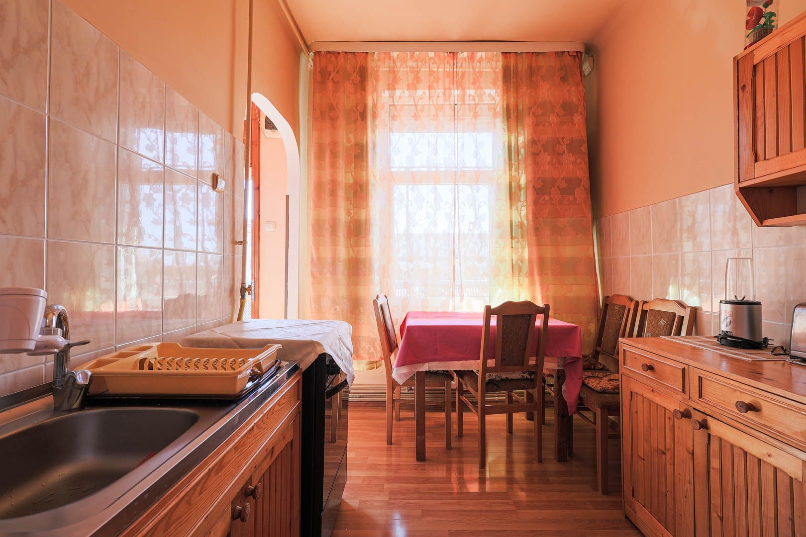 Apartament 2 camere pe Bulevardul Revolutiei - Poză 8