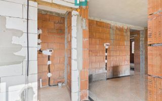 Casă individuală la cheie in Utvin - Poză 9