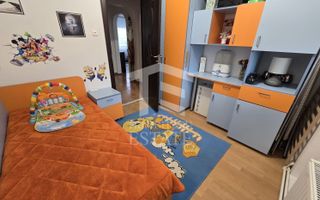 INEL I - Apartament cu centrala pe gaz, loc de parcare si pod de 60 mp - Poză 19