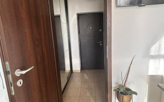 Garsoniera decomandata Prelungirea Ghencea Loc de parcare - Poză 9